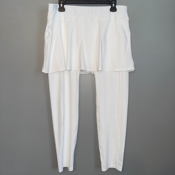 NWT Lilly Pulitzer UPF 50+ Luxletic Game Point 24" Skirted Legging Size XL - Picture 2 of 8